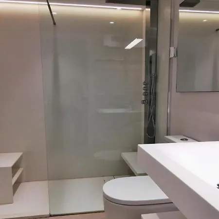 Apartment Vacay Aqua, Punta Roma, Frente Al Mar Y Piscina, En Costa Brava, L'escala!